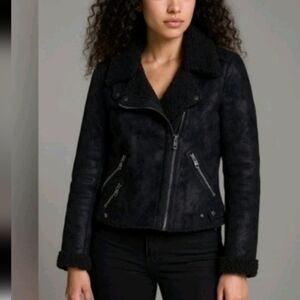 American Eagle Women's Black Shearling Jacket